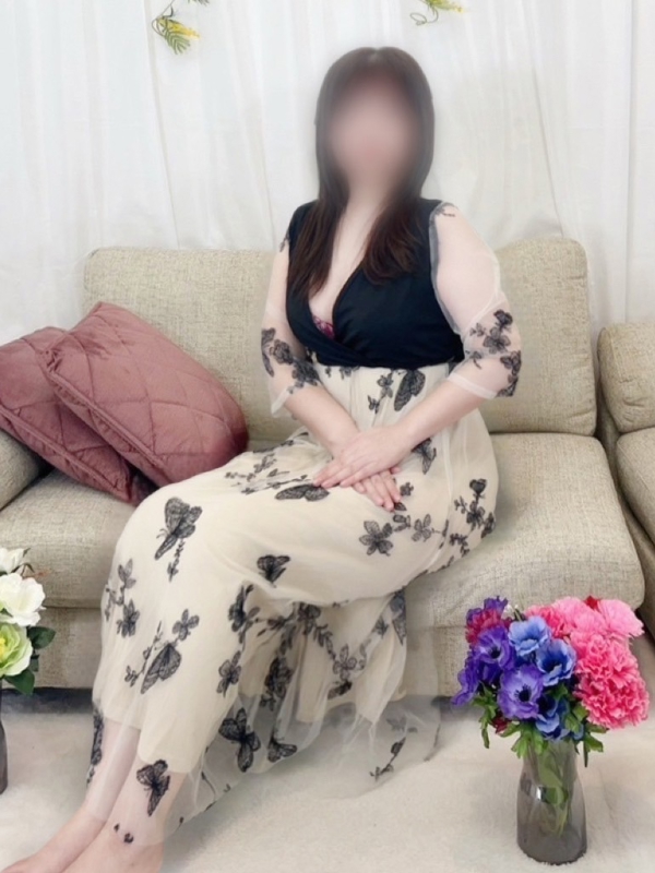 相内　まほ